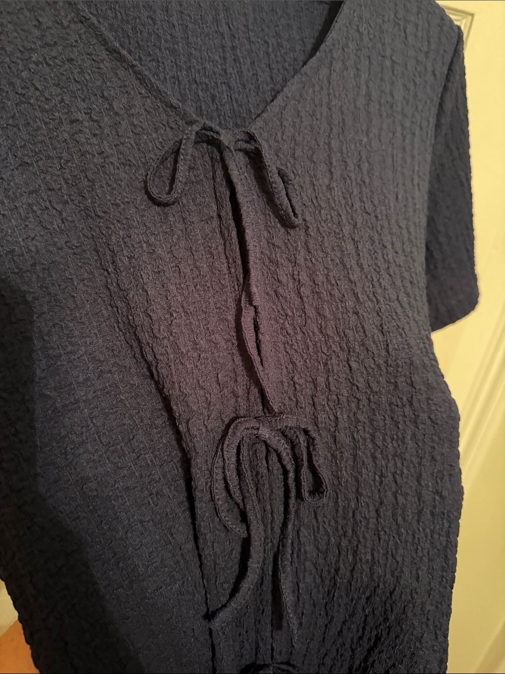 Rose & Olive Navy Textured Tie-Front Short Sleeve Blouse - Picture 4 of 4